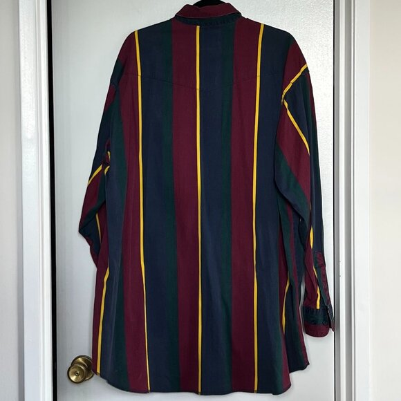 Wrangler Oversized Collared Shirt - Picture 2 of 4